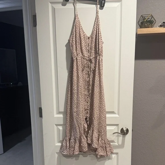 Rails Floral Midi Dress in Cream and Pink - Picture 1 of 8